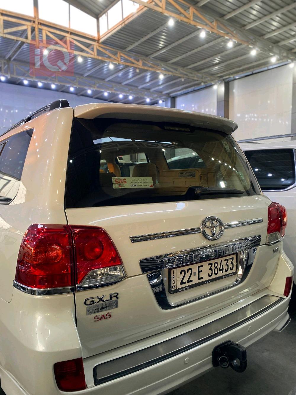 تويوتا لاندكروزر